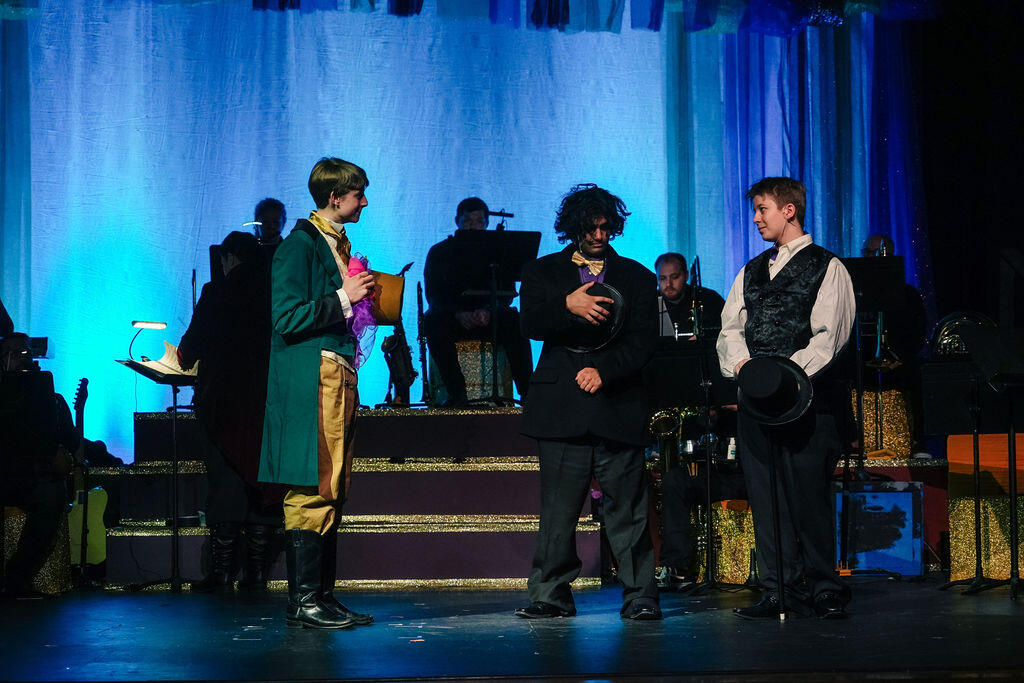 Humphrey Morrissey 1 (center)